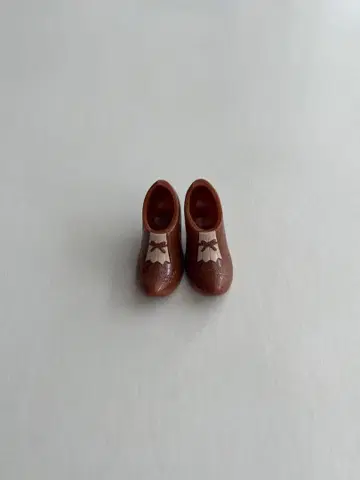 리카짱 캐슬 리틀 팩토리 신발 슈즈 브라운 제니