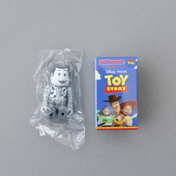 [새상품] 베어브릭 토이 스토리 시크릿 WOODY