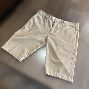 Dickies 베이지 숏팬츠
