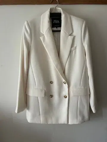 ZARA 더블 브레스트 테일러드 자켓 화이트