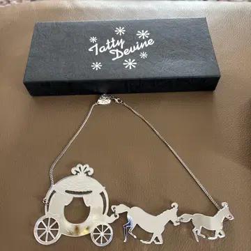 Tatty Devine 마차 모티브 목걸이