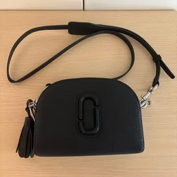 MARC JACOBS 숄더백 블랙