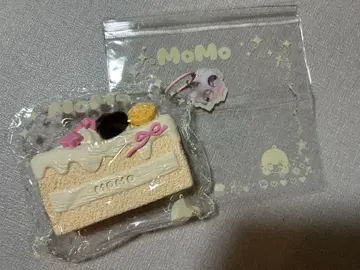 MoMo 스퀴즈 샌드위치 케이크 시크릿