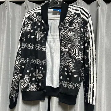 [ 새상품급 ] adidas Originals 페이즐리 무늬 트랙 자켓