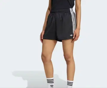 adidas Originals 스트라이프 숏팬츠