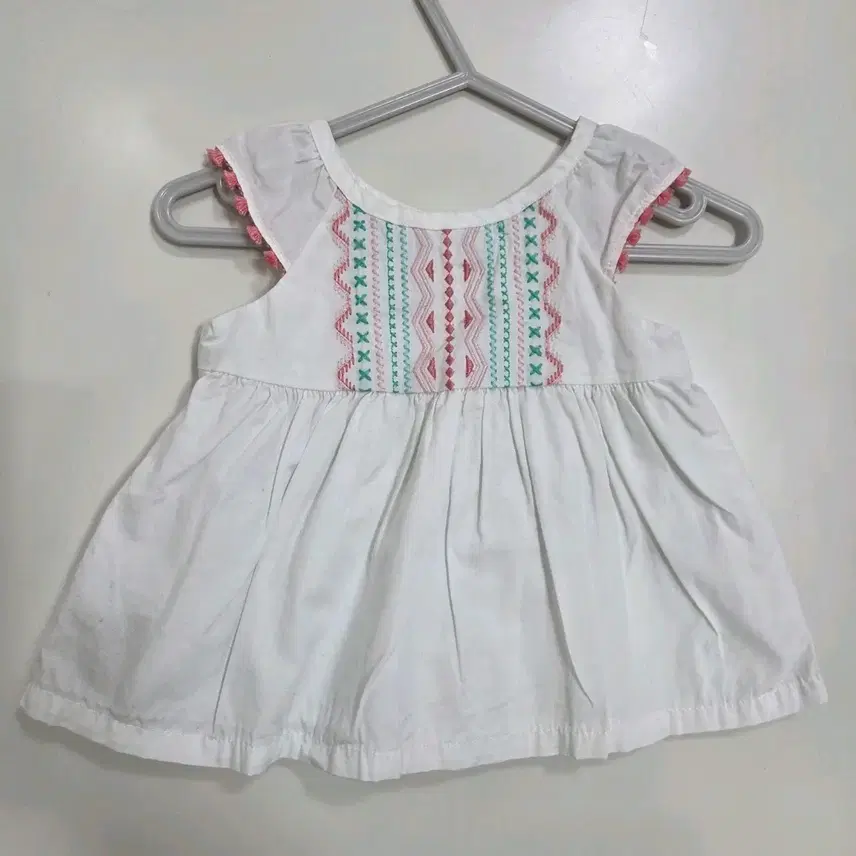 ジンボリー3-6m女子刺繍 ブラウス