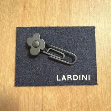 LARDINI 라르디니 부토니에르 클립 매트 블랙