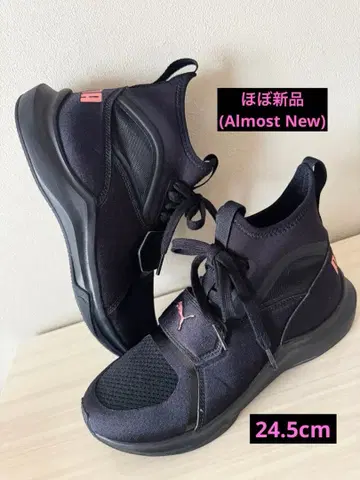 PUMA 블랙 스니커즈 (셀레나 고메즈 저)