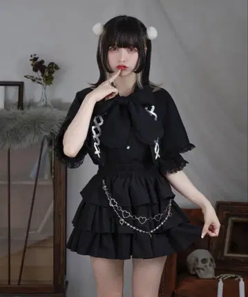 지뢰 양산 프릴 상의 블랙