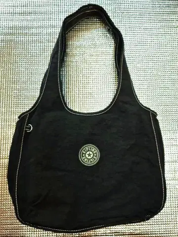 Kipling 숄더 토트백 블랙 몽키 참 없음