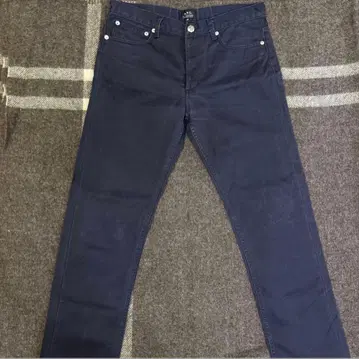 A.P.C. 프티 스탠다드 데님 29 네이비 스트레이트