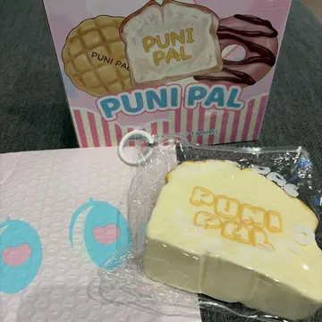 Punipal 푸니팔 스퀴즈 파운드 케이크