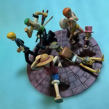 ONE PIECE 밀짚모자 일당 피규어 세트