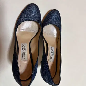 최종 가격 인하! 새상품급 JIMMY CHOO 네이비 라메 펌프스