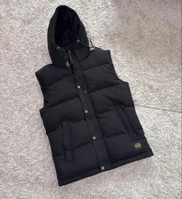 [ Superdry ] 블랙 충전솜 베스트