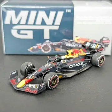 MINIGT 1/64 레드불 RB18 M. 페르스타펜 '22