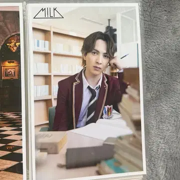 M!LK 요시다 진토 브로마이드 37번째