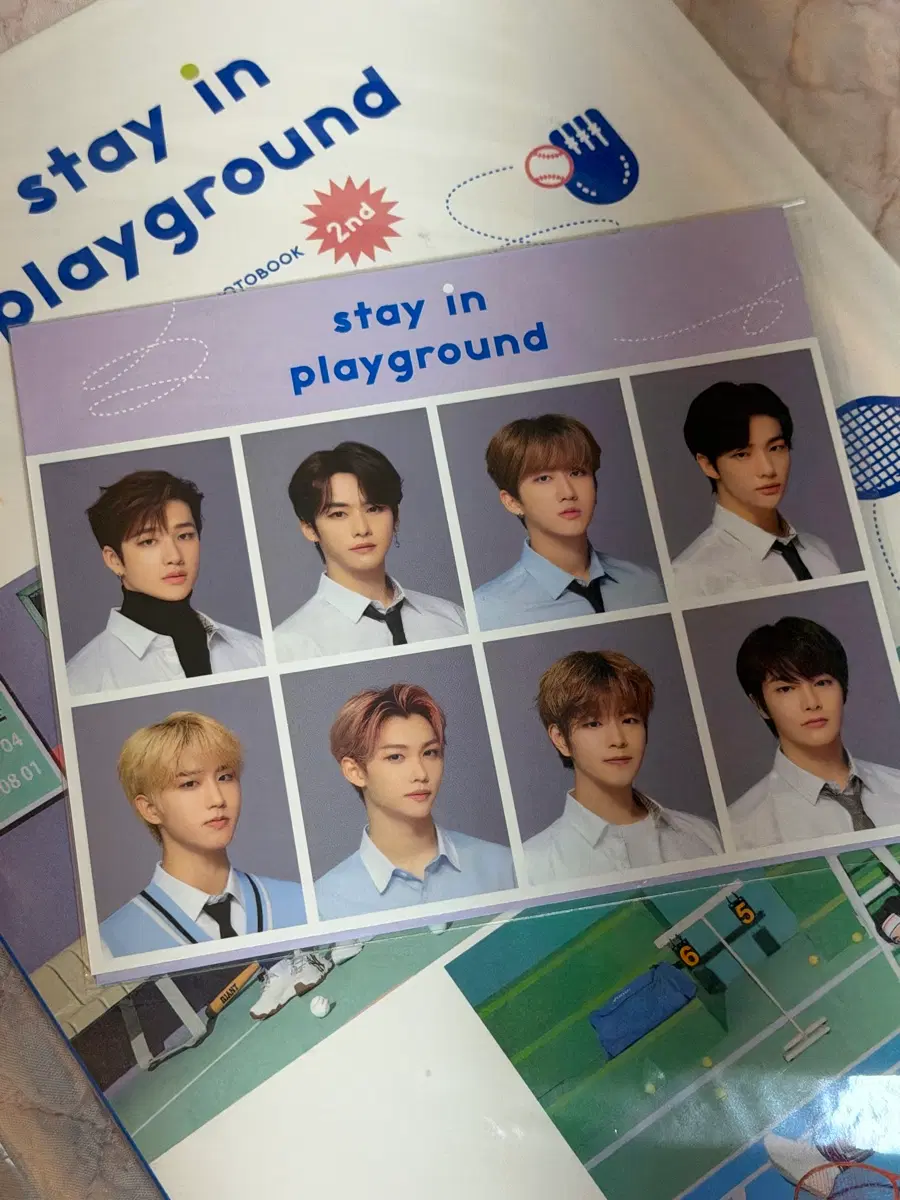 스트레이키즈 stay in playground 사진집 | 브랜드 중고거래 플랫폼 