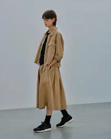 택 포함 새상품 47,300엔 마가렛호웰 24SS 린넨 스커트