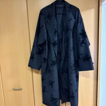 NO ID. 롱 코트