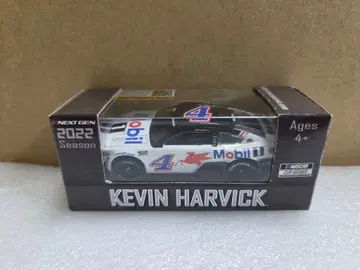 NASCAR 라이오넬 레이싱 1/64 케빈 하비 2022