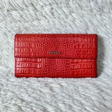 새상품급 FURLA 훌라 악어 엠보싱 가죽 장지갑 레드 천연 가죽 지갑