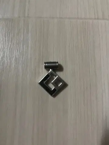 코란토테 목걸이