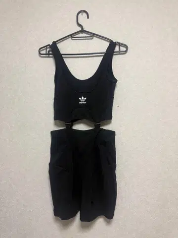 adidas Originals 의 RIB DRESS입니다