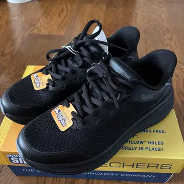 SKECHERS BOBS Slip-ins 스니커즈 블랙 미사용 새상품