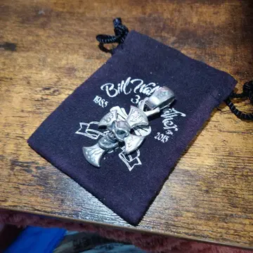 Bill Wall Leather 말리부 크로스 스컬 펜던트