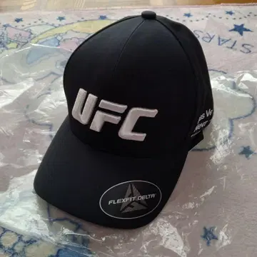 UFC FLEXFIT DELTA 캡 블랙 M 사이즈