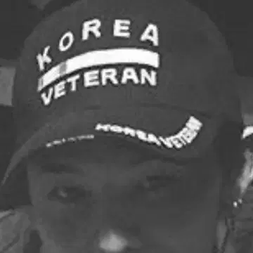 KOREA VETERAN 캡 G-DRAGON 착용