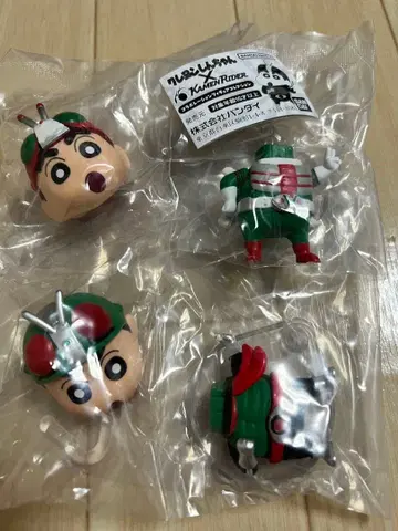 짱구는 못말려 가면라이더 콜라보 피규어 2종 세트