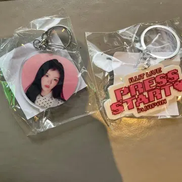 ILLIT PRESS START 모카 CAPSULE TOY1