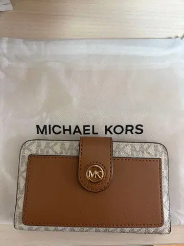 MICHAEL KORS 마이클코어스 이단 접이식 지갑 MK 시그니처