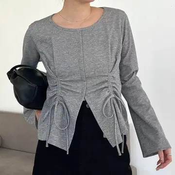 새상품 CAPRICIEUX LE'MAGE 드로스트 리브 T셔츠 디자인