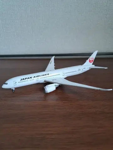JAL 보잉787 1/400 스케일 다이캐스트
