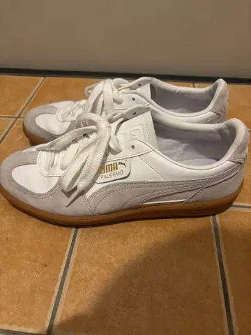 PUMA PALERMO 화이트 그레이 스니커즈