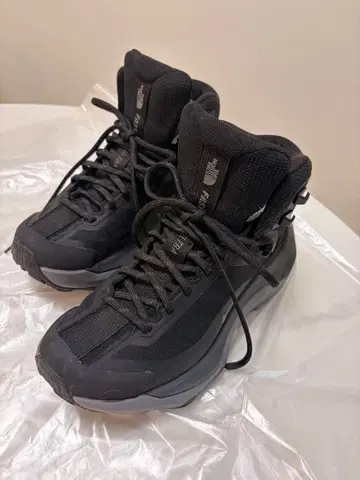THE NORTH FACE GORE-TEX 23.5cm 트레킹 슈즈