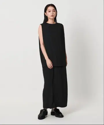 가격 인하 말 룩 레이어드 슬리브리스 롱 원피스 유나이티드 애로우즈