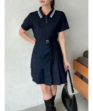 대즐린 폴로라이크 플리츠 미니 원피스