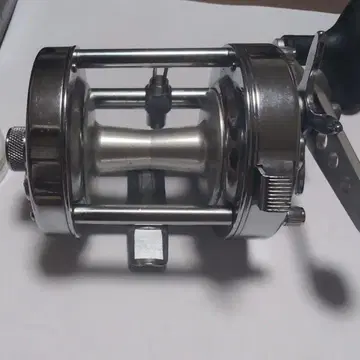 Abu Ambassadeur 6500CS POCKET 베이트 낚시릴
