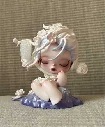POP MART SKULLPANDA 매실 The Plum Blossom