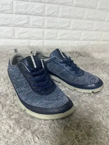 ecco 스니커즈