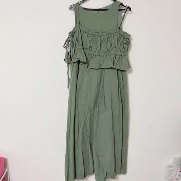 언그리드 레이어드 스타일 슬리브리스 롱 원피스 카키 F