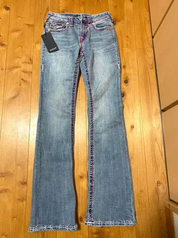 TRUE RELIGION
