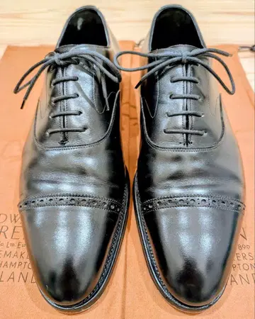 Edward Green 버클레이 82E 카프 블랙 8.5 메탈 칩 포함