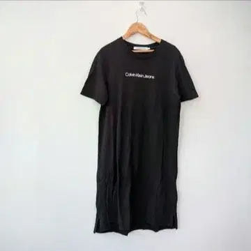 새상품급 캘빈클라인 진 로고 T셔츠 원피스 블랙 M 사이즈