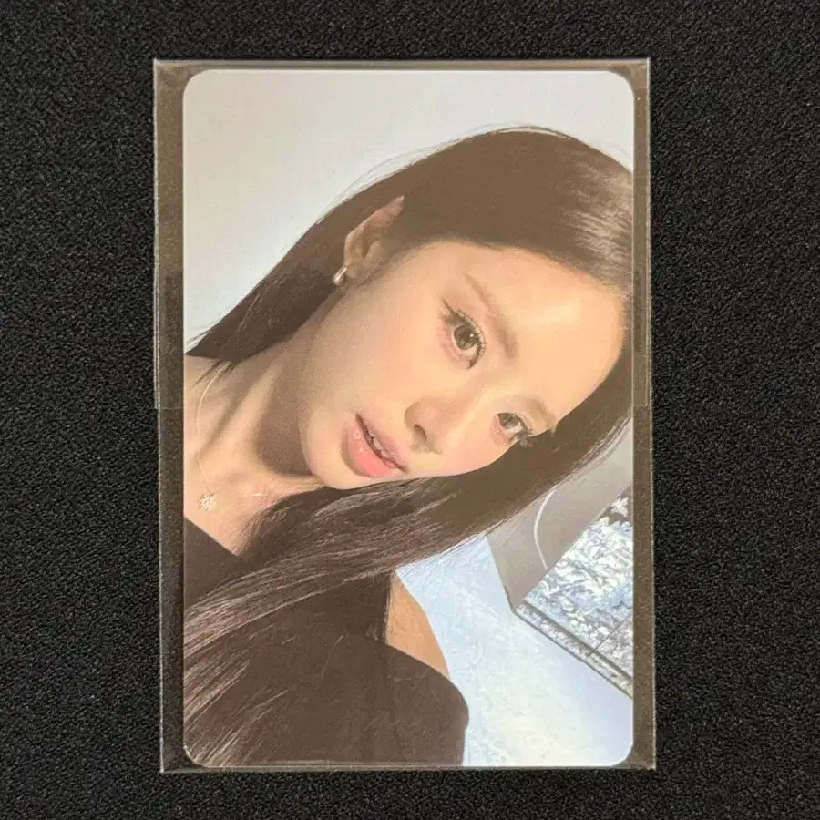 Buy FROMIS_9 Signed albums, Rare photocards on Bunjang!