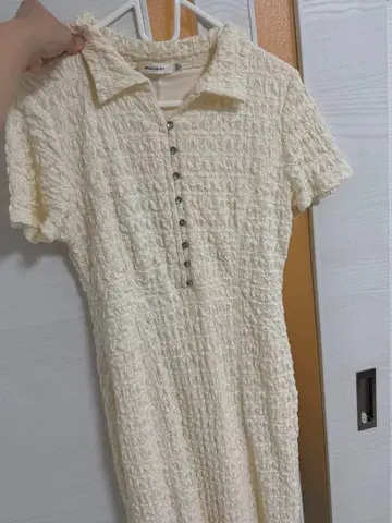 MOUSSY 반팔 폴로 넥 원피스 아이보리